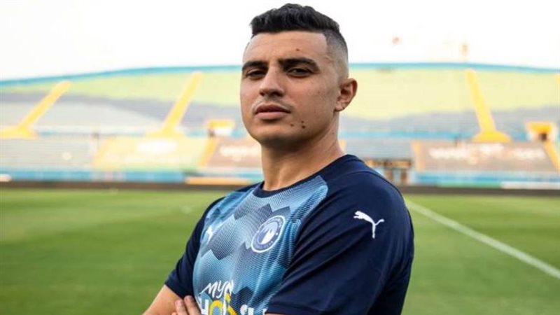 كريم حافظ بقميص بيراميدز