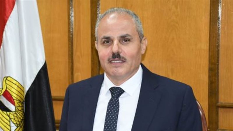 الدكتورناصر مندور