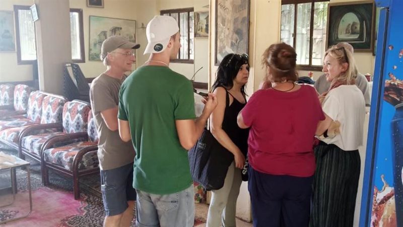 وفد سياحي يزور المناطق