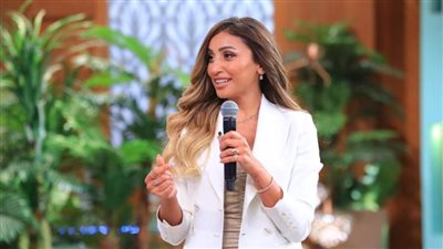 دينا الشربيني: علاقتي بالسوشيال ميديا 