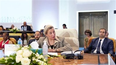      وزيرة البيئة : بفضل جسارة القيادة السياسية المصرية استطاعت مصر إعادة بناء حقيقي للدولة والإنسان المصري