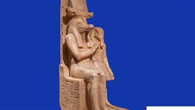 تعرف على كنز في محافظتك.. تمثال المعبود سوبك مع أمنحتب الثالث