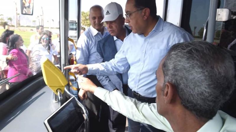 رئيس الوزراء يتابع