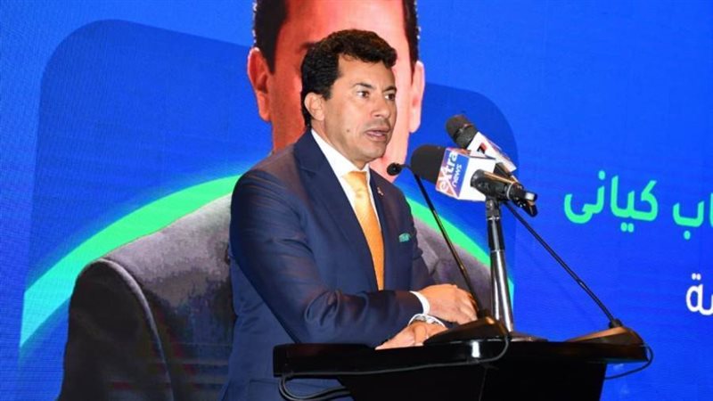 د. أشرف صبحى