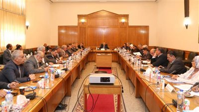  سويلم يجتمع بقيادات الوزارة ورؤساء الإدارات المركزية بالوجه البحرى لمعرفة الإنجازات السابقة وأبرز التحديات