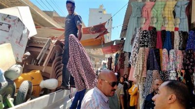 رفع وإزالة ١٦٣٥ إشغال طريق فى حملة مكبرة بالبحيرة