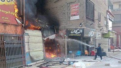 السيطرة على حريق بمحلات مهرجان التسوق فى شبرا الخيمة 