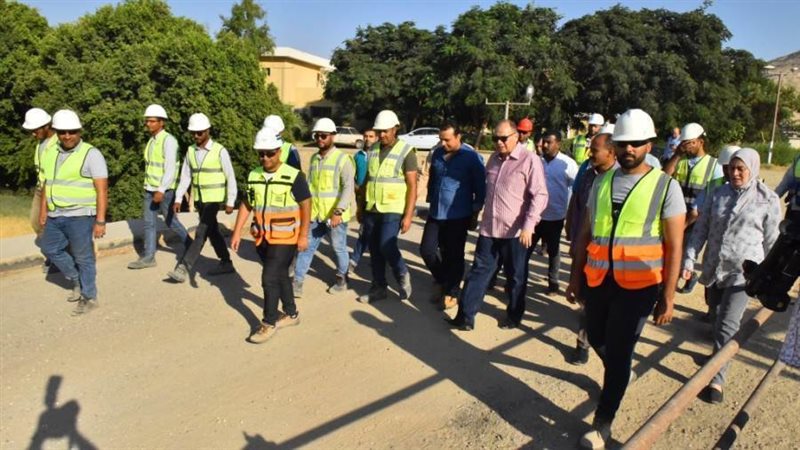 محافظ أسيوط يتفقد