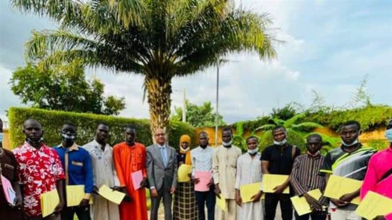 السفير المصري مع