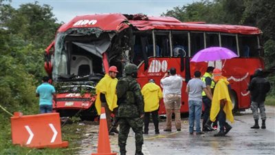 مقتل 20 شخصا إثر اصطدام مقطورة بحافلة ركاب شمالي المكسيك