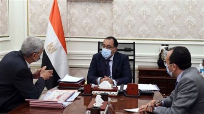 رئيس الوزراء يتابع عددًا من ملفات عمل هيئة الشراء الموحد 