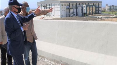 محافظ جنوب سيناء يتفقد عددا من المشروعات وأعمال التطوير بشرم الشيخ