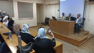   افتتاح برنامج التدريب الصيفي لطلاب البكالوريوس بالجامعات المصرية 