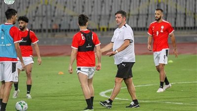 ممر شرفي في المران الأول لمنتخب مصر بقيادة روي فيتوريا 