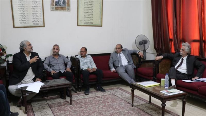 لقاء الأطباء والأديب