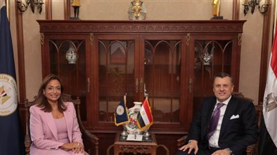 وزير السياحة والآثار يستقبل مفوضة الطاقة والبنية التحتية للاتحاد الإفريقي