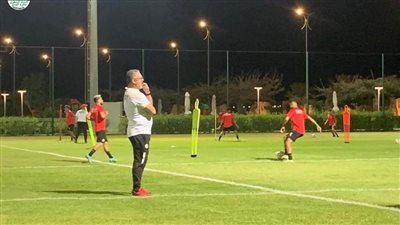 المنتخب الأوليمبي يؤدي تدريبه الأول.. ومحمد بركات يحفز اللاعبين
