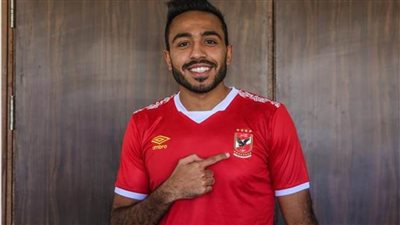 الأهلي يعلن قائمته الإفريقية.. تواجد الصفقات الجديدة وغياب صلاح محسن وكهربا