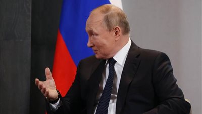 بوتين يربط إمكانية لقائه مع زيلينسكي 