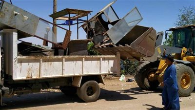 محافظ أسيوط تحرير وضبط 24 محضر إشغالات متنوع خلال حملة مكبرة بمركز أبوتيج