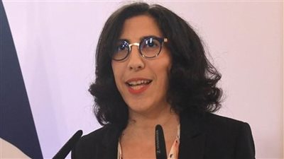 فرنسا : إطفاء واجهات قصر فرساي وهرم اللوفر قبل ساعة عن المعتاد لتوفير الطاقة