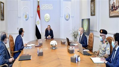 الرئيس السيسي يتابع الموقف التنفيذي لعدد من مشروعات وزارة النقل