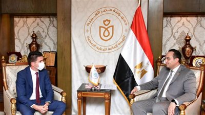 رئيس الرعاية الصحية يناقش التعاون مع شركة ألمانية في مجال تدوير المخلفات الطبية