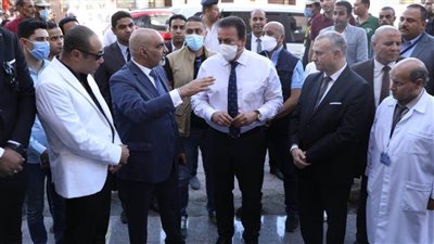 وزير الصحة يتفقد تطوير 