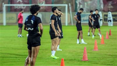 الأهلي يخوض مرانه المسائي استعدادا لمواجهة الاتحاد المنستيري التونسي ببطولة إفريقيا