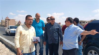 نائب محافظ شمال سيناء يتفقد محور الساحل بالعريش
