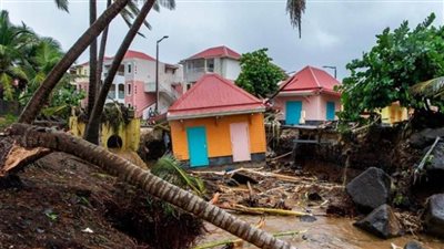 الإعصار فيونا يزحف صوب بويرتوريكو الأمريكية 