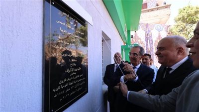 وزير الاتصالات يتفقد عددا من المشروعات ضمن مبادرة 