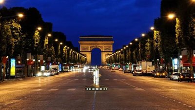 بيع مبنى في الشانزليزيه بباريس بمبلغ قياسي يتجاوز 600 مليون دولار