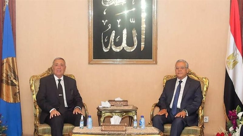 خلال اللقاء