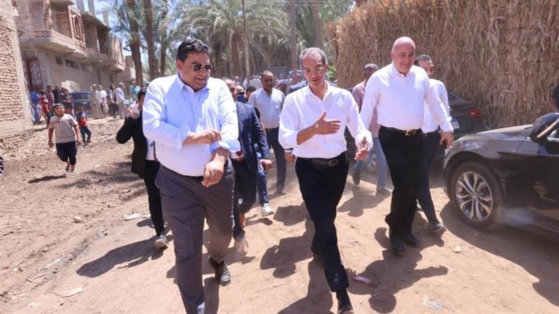 وزير الاتصالات