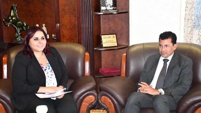 د. أشرف صبحى