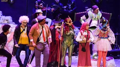 عرض الهدية للأطفال والكبار على مسرح أوبرا دمنهور