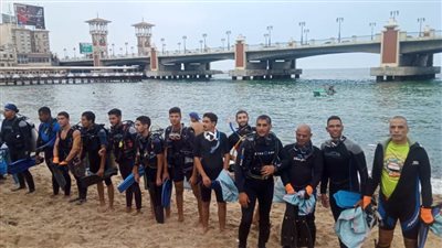 البيئة تشارك في اليوم العالمي لتنظيف الشواطئ بحملة في قاع البحر بـ