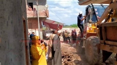 إزالة التعديات على الأراضي الزراعية بكفر الشيخ