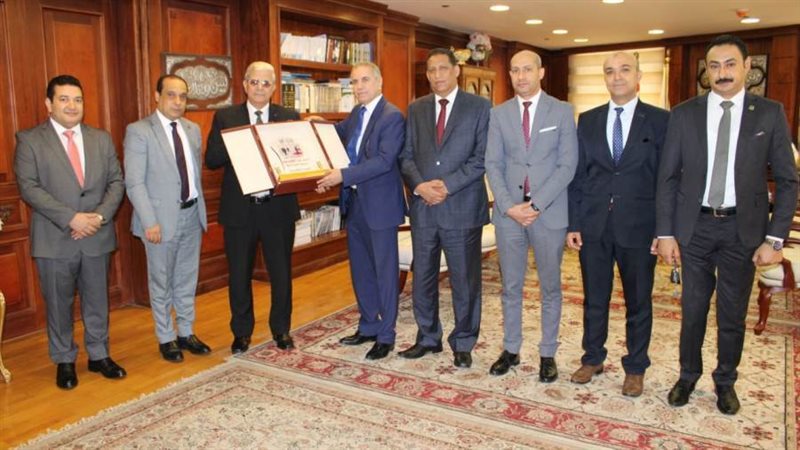 النيابة الإدارية