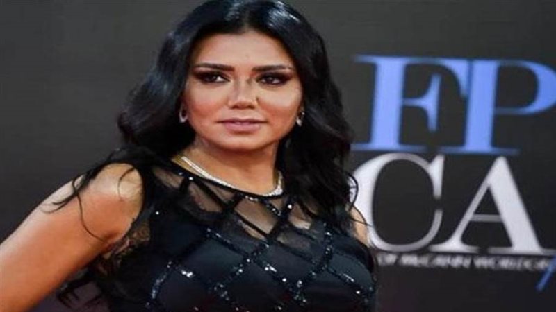 الممثلة رانيا يوسف