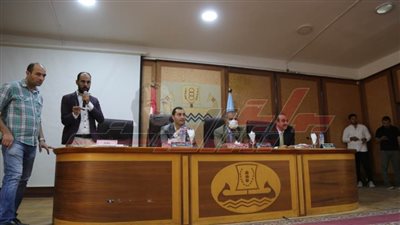 إجراء القرعة العلنية لمشروع عربات الطعام والمشروبات والمسليات بكفر الشيخ