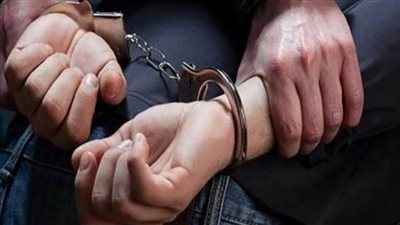 ضبط أحد الأشخاص لقيامه بانتحال صفة ضابط على مواقع التواصل الاجتماعي