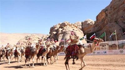 انطلاق فعاليات البطولة النسائية الدولية لالتقاط الأوتاد في البترا الأردنية