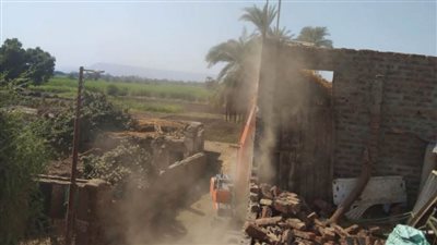 إزالة 527 حالة تعد خلال الموجة الـ20 بمحافظة الأقصر