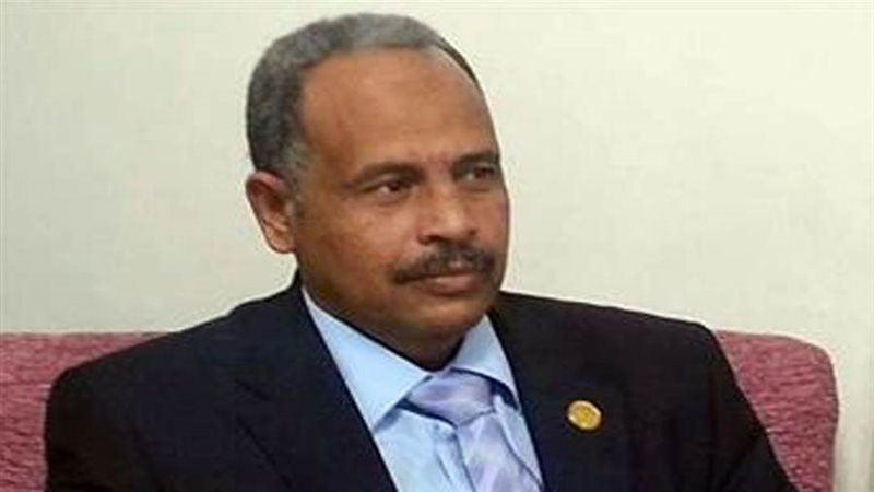 الدكتور أحمد زكي