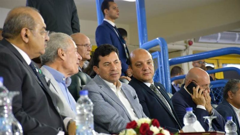 د. أشرف صبحى ود.