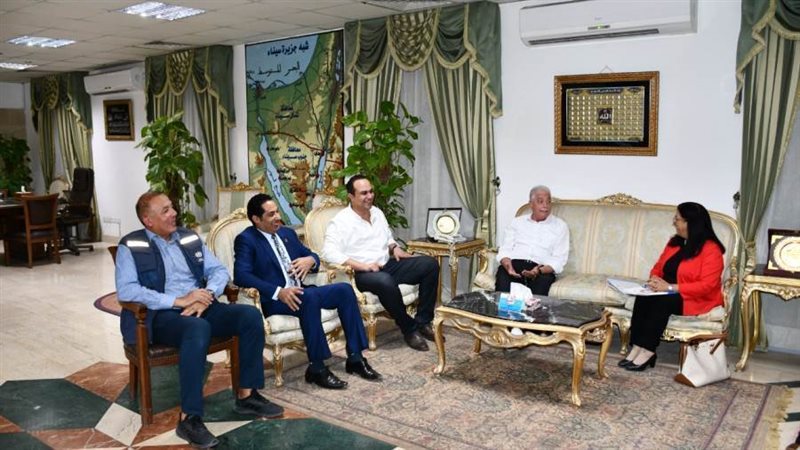 لقاء محافظ جنوب سيناء