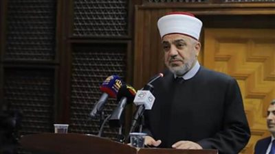 وزير الأوقاف الأردني يطالب بدراسات لرصد حركة الاجتهاد المعاصر