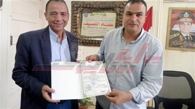 تسليم عقود تقنين أراضي أملاك الدولة بالحامول في كفر الشيخ